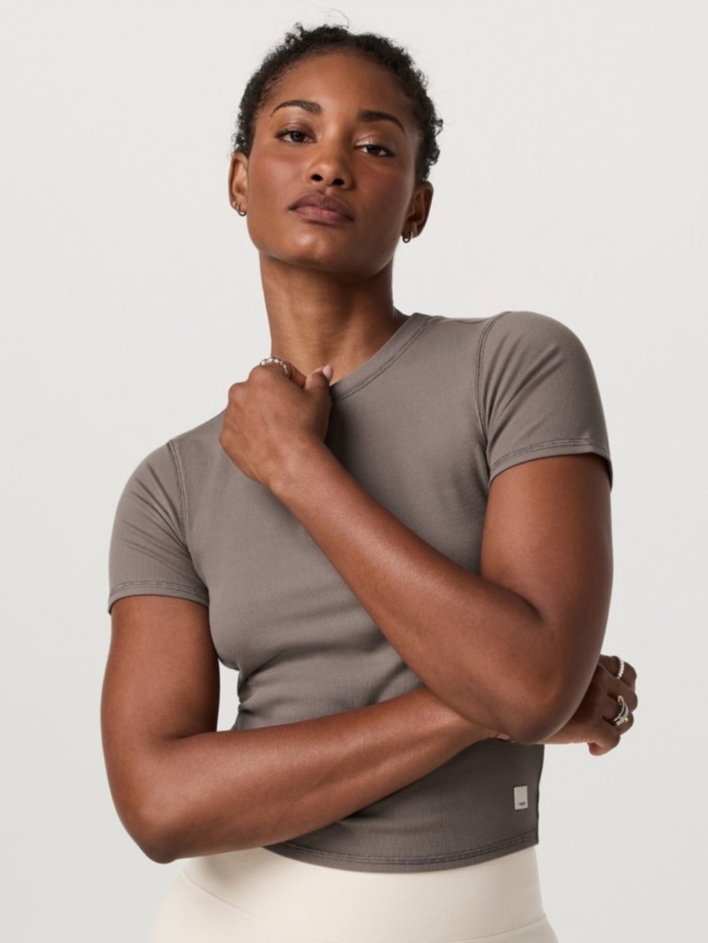 Vuori Pose Fitted Tee